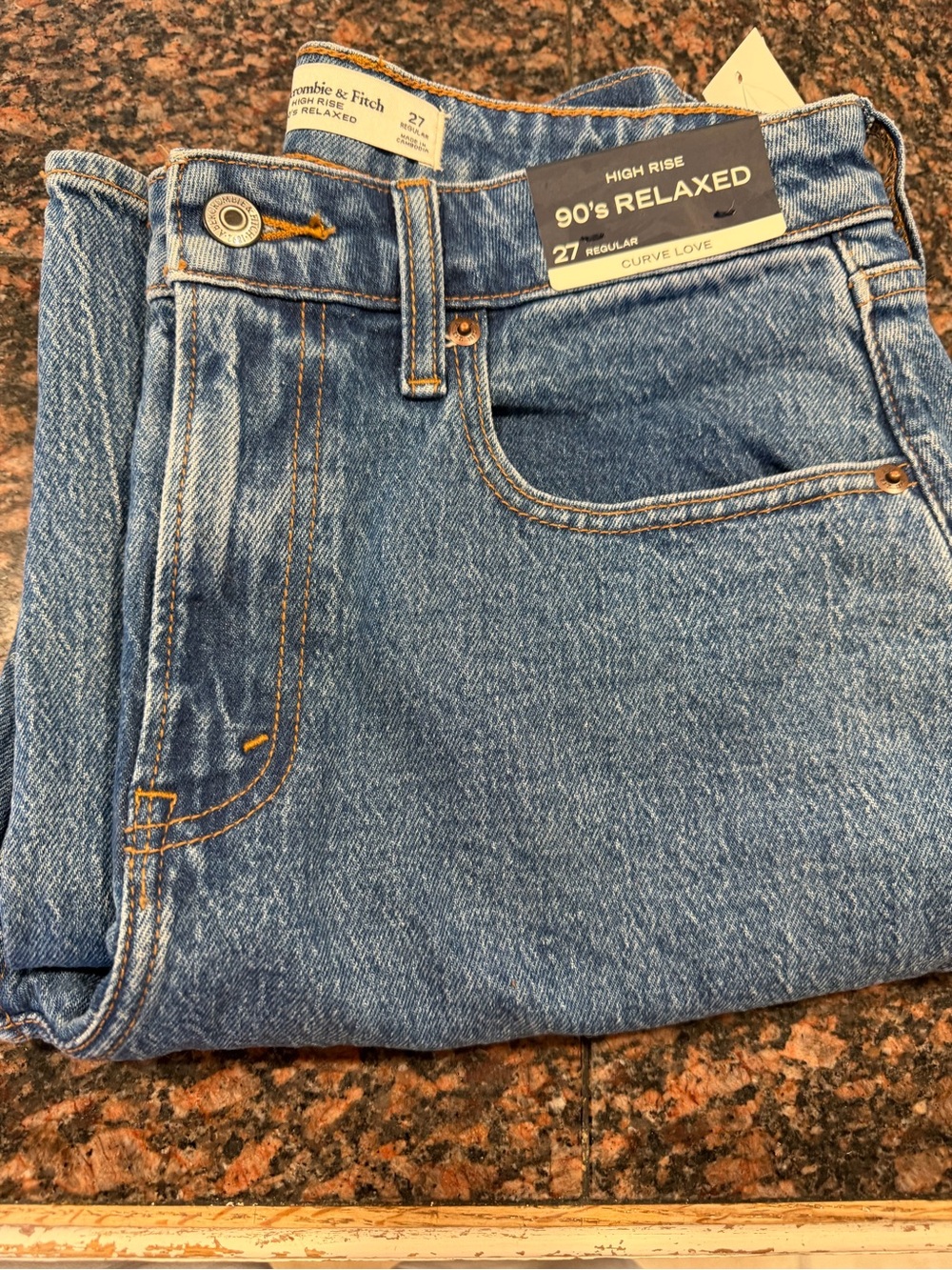 Abercrombie & Fitch Classic Medium Blue High-Rise Relaxed Jeans